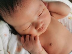 -爱贝尔高端月嫂(母婴护理)