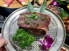 -青瓦餐厅·生鱼片·韩园烤肉(西塔店)