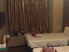 -香港华美达海景酒店