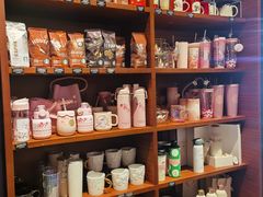 零售区-星巴克臻选(深圳华强北茂业店)