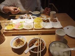 -小食迹贵阳丝娃娃(世纪金源店)