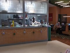 -潮界(LU·ONE凯德晶萃广场店)