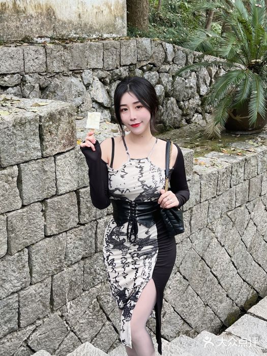 严子陵钓台(富春江小三峡)图片