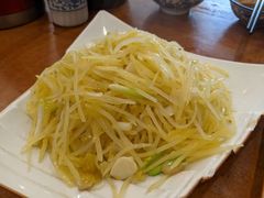 -石磨豆花家常菜·牦牛排土火锅