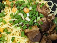 -万记麻辣烫国展总店