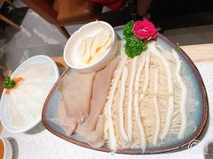 -左庭右院鲜牛肉火锅(环球港店)