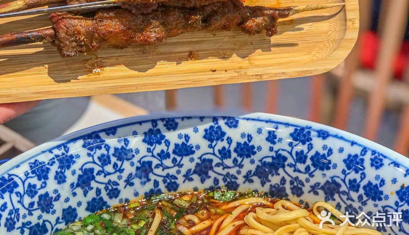 快带你脸大的闺蜜去吃🍜 绝对显脸小哈哈