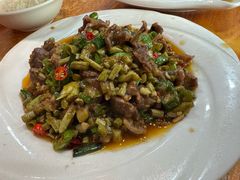 酸豆角鸡胗-汉时湘菜