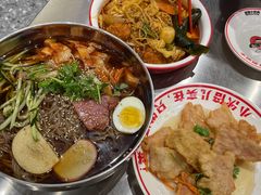 -堂堂小伙夫·辽宁小吃大排档(京西大悦城店)