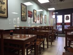 大堂-陈寔包子王·卤煮小肠·京味小吃(龙潭店)