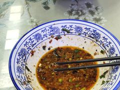 -渝之汇牛肉豌杂面