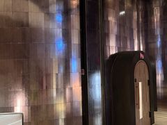 -涨巢·潮玩水疗局