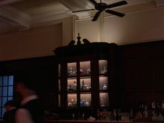 -LONG BAR 廊吧(外滩华尔道夫酒店)