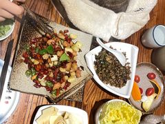 -滇香肴·云南菜蒸汽石锅鱼(云南北路店)