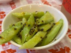 -威记烧嘢·南宁烧烤·超级生牛(绿地店)
