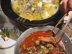 -渔语鱼酸菜鱼新川菜(来福士店)