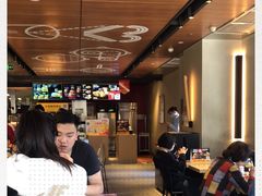 -麦当劳(新王府井店)