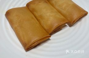 Crab Roe and Shark Fin Spring Rolls