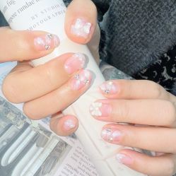 -七彩虹美甲美睫 半永久