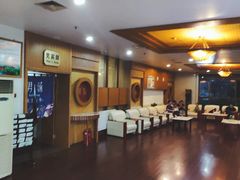 -金孔雀温泉旅游度假村