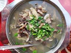 -谢老五跷脚牛肉·非遗传承店