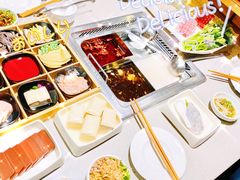 -海底捞火锅(关山保利店)