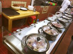 -年辉渔村·非遗传承餐厅(新丰江店)