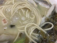 -明呈黄鱼面馆(斜土路店)