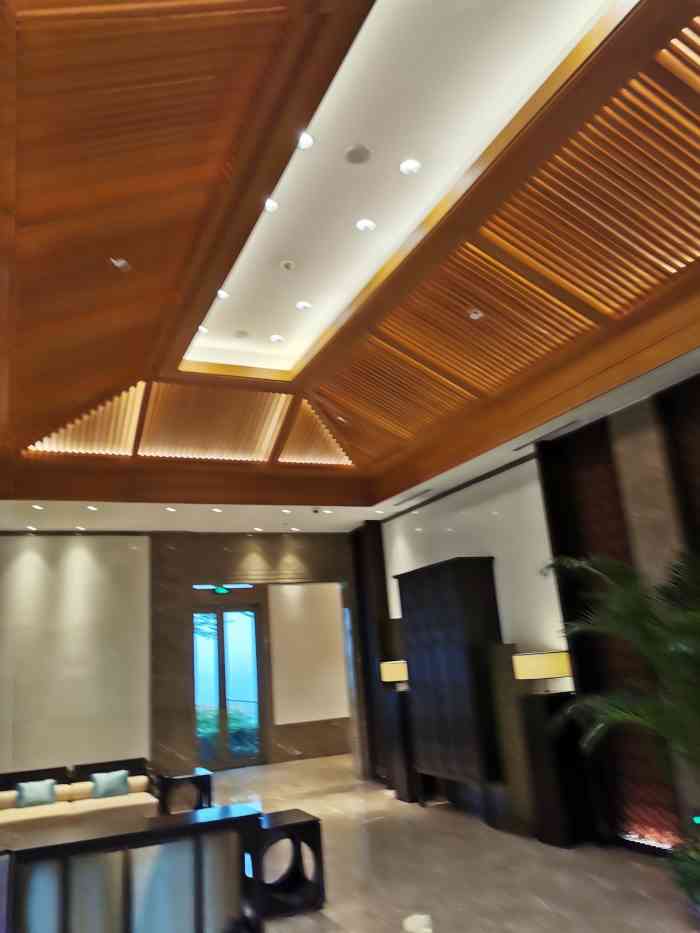 西子宾馆牡丹厅·宴会厅-"来参加朋友婚礼的,装修很喜欢,因为本身比.