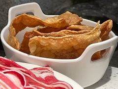 -三人行骨头王火锅(长寿店)