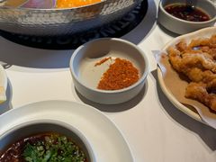 -左庭右院鲜牛肉火锅(金山万达店)