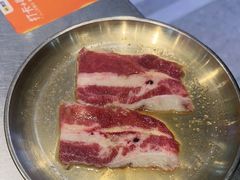 -哈哈碳都·牛肋条无限自助烤肉(台江万达店)