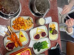 -四囍码头海鲜烧烤自助火锅(外滩南京东路悦荟广场店)