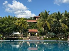 -西双版纳融创皇冠假日度假酒店