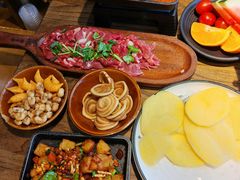 -贵厨酸汤牛肉(花果园国际中心店)