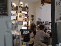 -唐咖精品咖啡(大理古城手冲店)