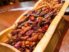 -老滇山寨•云南特色菜•地方菜•民族风情歌舞表演(金碧店)