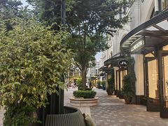 -比斯特上海购物村精品奥特莱斯