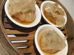 鲍鱼捞汁燕皮虾饺皇-喜势点·糖沙翁手工茶点·本地人茶居(永庆坊店)