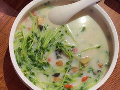 -鱼亨小鲜酸菜鱼(大信店)