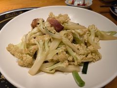 -娜仁图雅蒙古美食村(33小镇店)