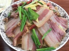 -胡子饮食店