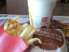 -麦当劳(军博店)