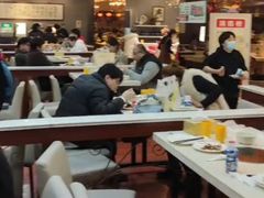 大堂-泉福居酱骨头自助广场(南大街商业步行街店)