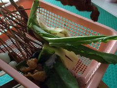 -何氏串串香火锅(翠亨店)