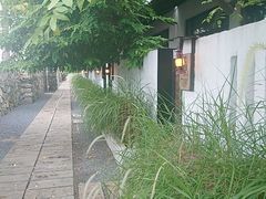 -喜洲吧·江畔老船厂·庭院餐厅(喜临院店)