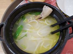 -妈妈故事米线(市府恒隆店)