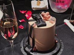 -MONICH牛排融合餐厅(和义大道购物中心店)