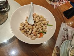 -黄泥岗·地道湖北菜(奥特莱斯店)