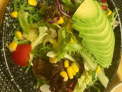 牛油果沙拉-青空日料烧肉烧鸟店(后湖兴业路店)